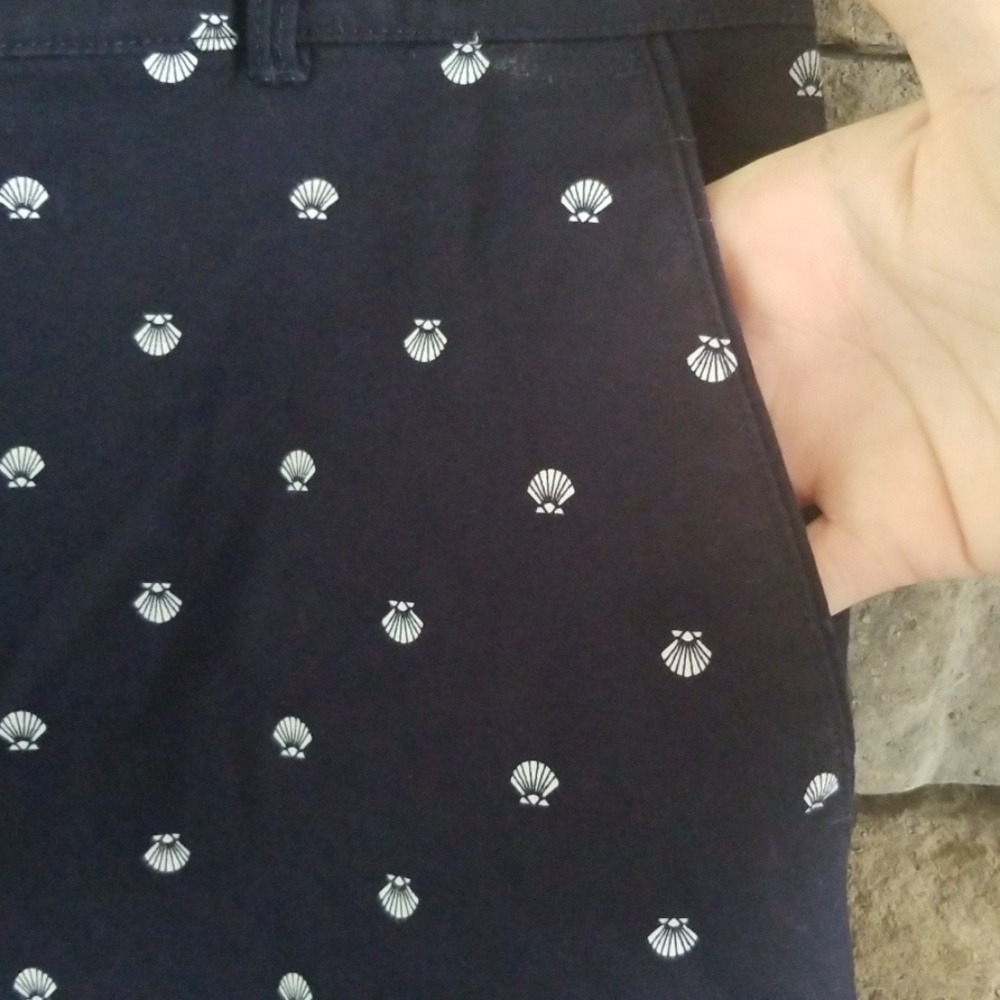 Talbots Seashell Pattern Shorts. - image 3